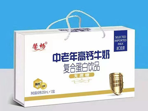 中老年高鈣牛奶無(wú)蔗糖復(fù)合蛋白飲品木盒